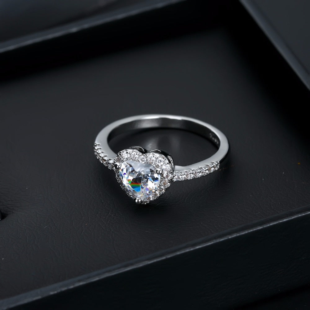 Crystal Heart Ring - Giovanni Astro